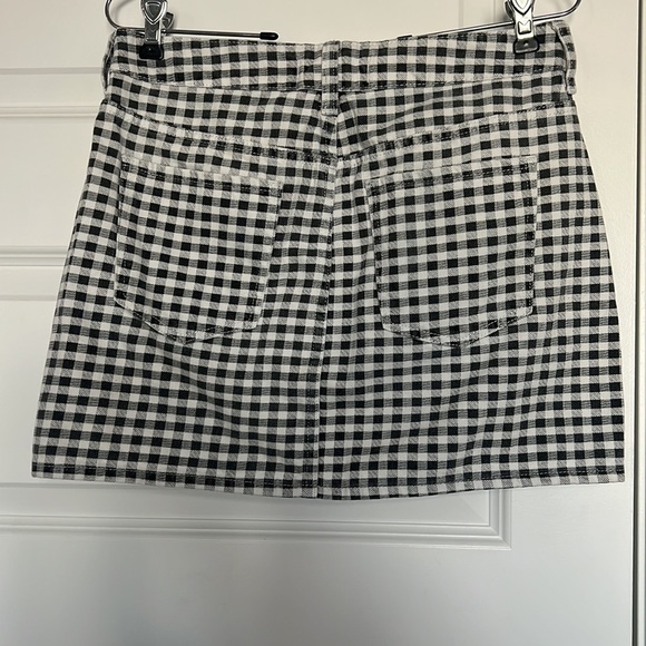 Pacsun gingham mini skirt - Picture 2 of 5